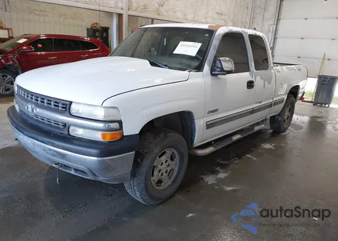 2001 Chevrolet Silverado 1500 Ls z USA, uszkodzony, nr VIN 2GCEK19T011151171